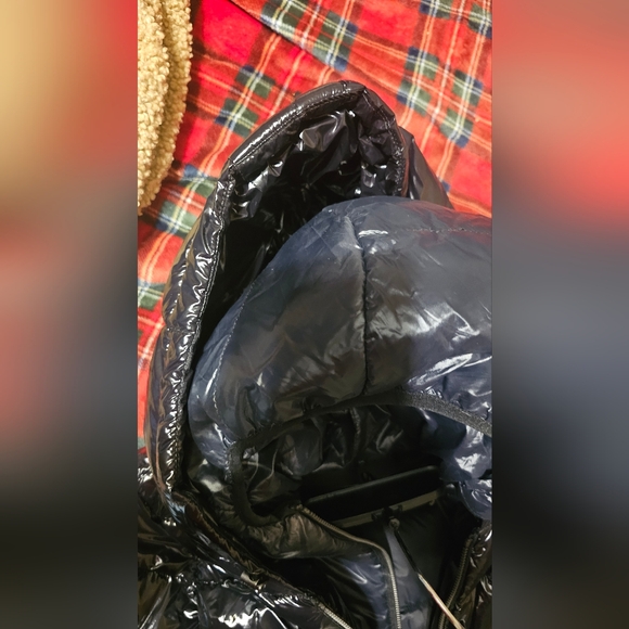 DKNY Women's Puffer Coat, specifically a style featuring a double hood and zippe - Picture 11 of 14